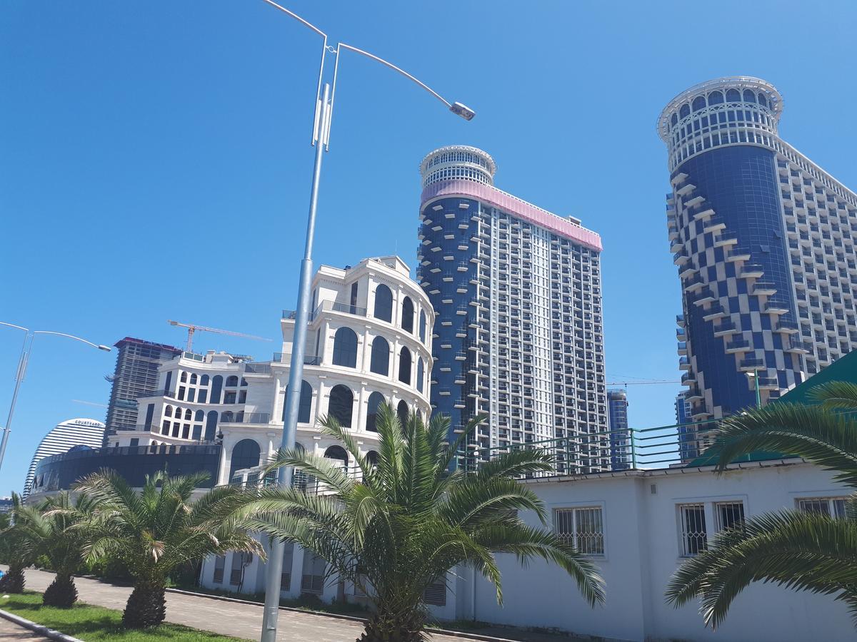 ApartHotel in Orbi Sea Towers Batumi Exterior foto