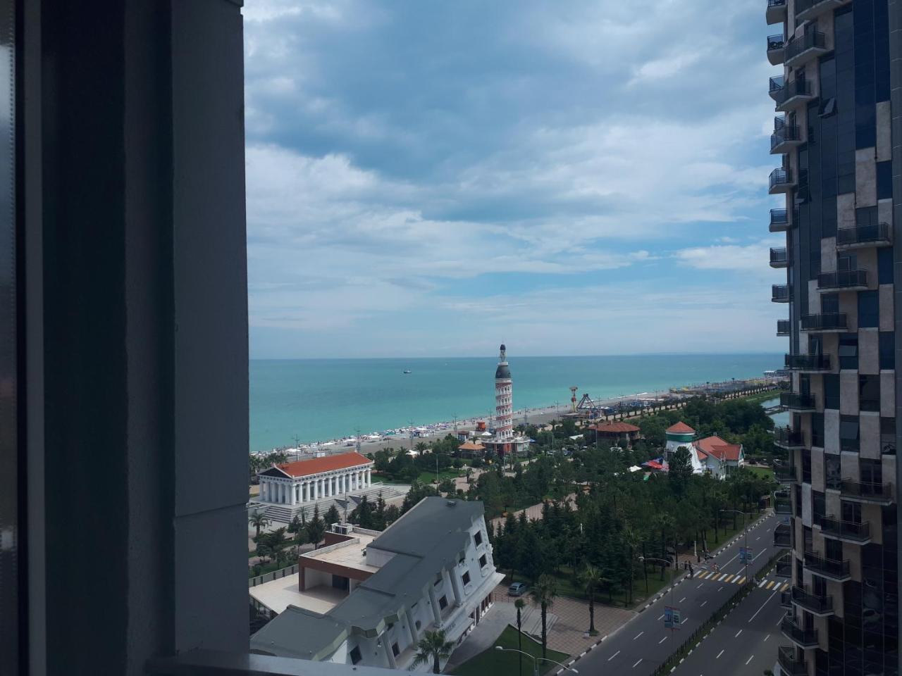 ApartHotel in Orbi Sea Towers Batumi Exterior foto